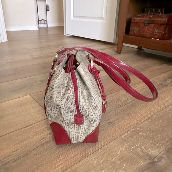 Liz Claiborne Handbag with Red Trim. Excellent condition. - Picture 4 of 11